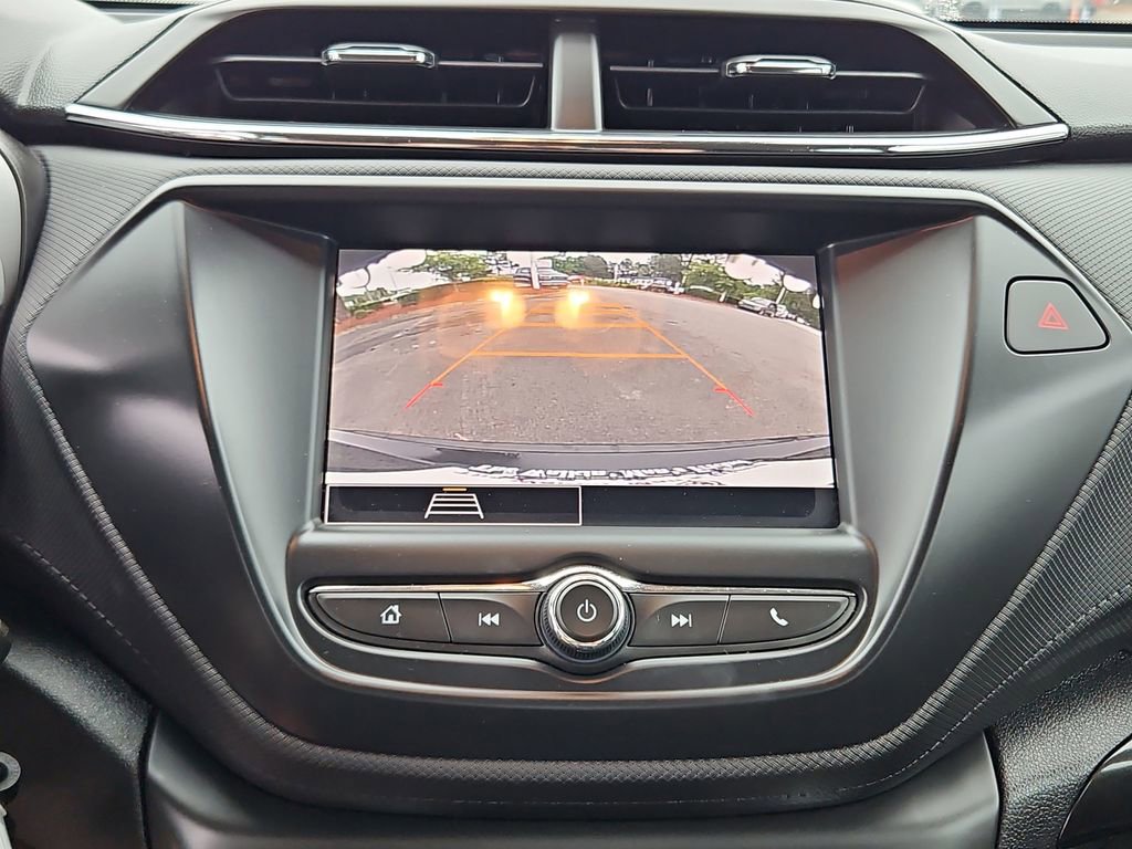 Used 2022 Chevrolet TrailBlazer LS FWD image 16