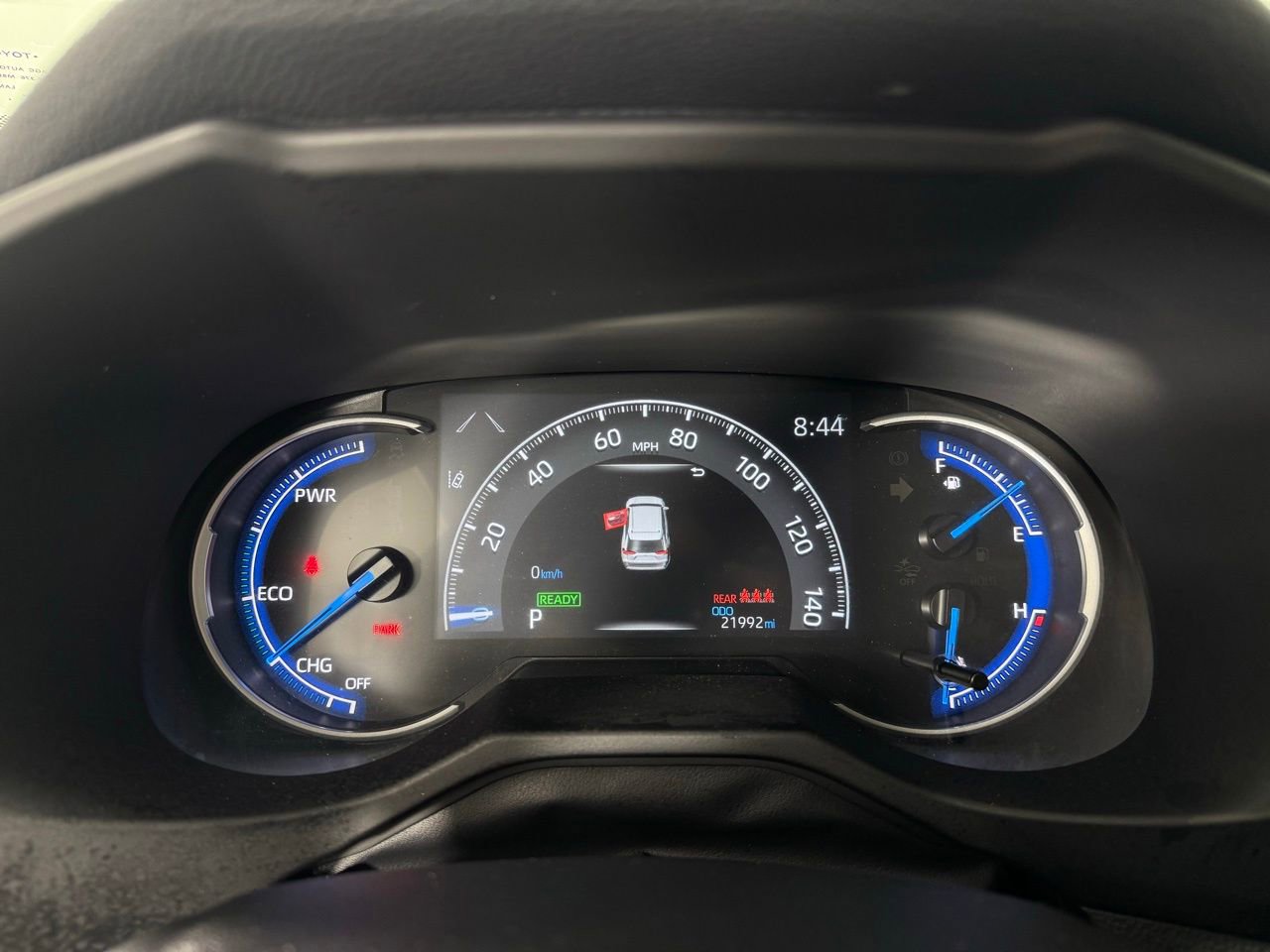 Used 2025 Toyota RAV4 XLE image 22
