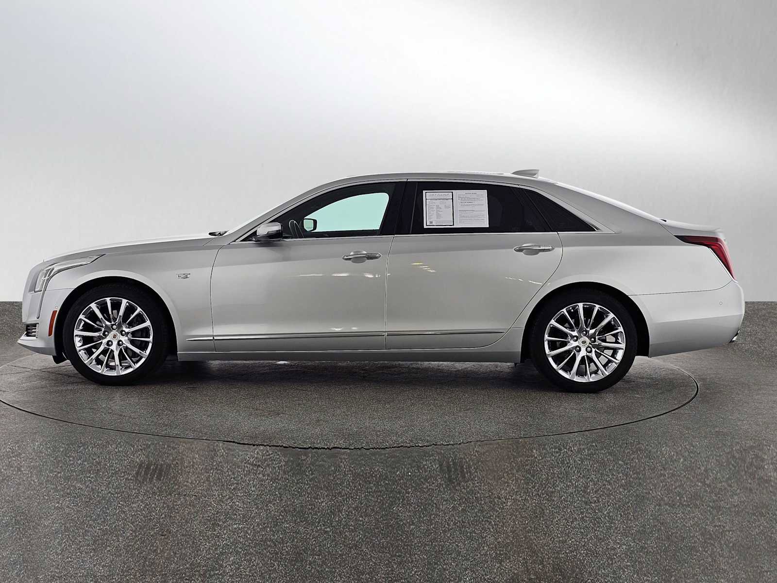 Used 2018 Cadillac CT6 Luxury image 6