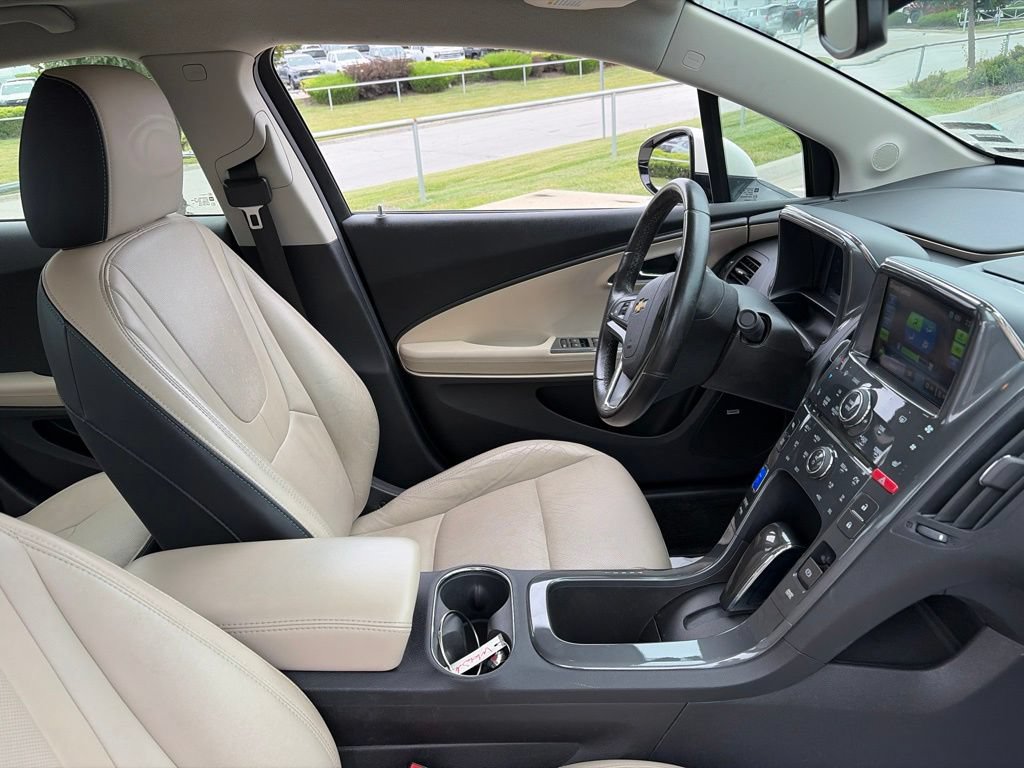 Used 2012 Chevrolet Volt Premium w/ Premium Trim Package FWD image 28