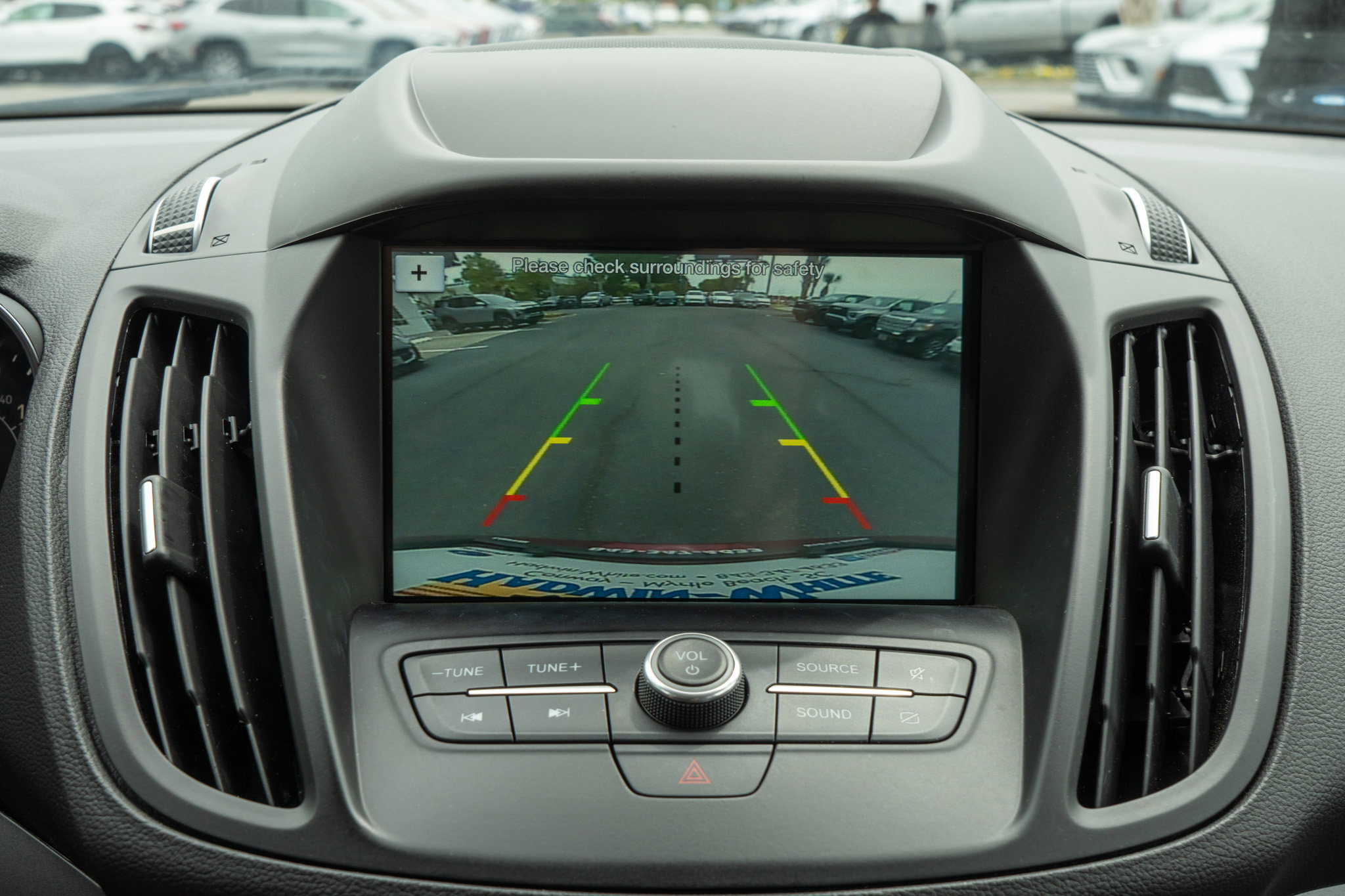 Used 2019 Ford Escape SE image 17