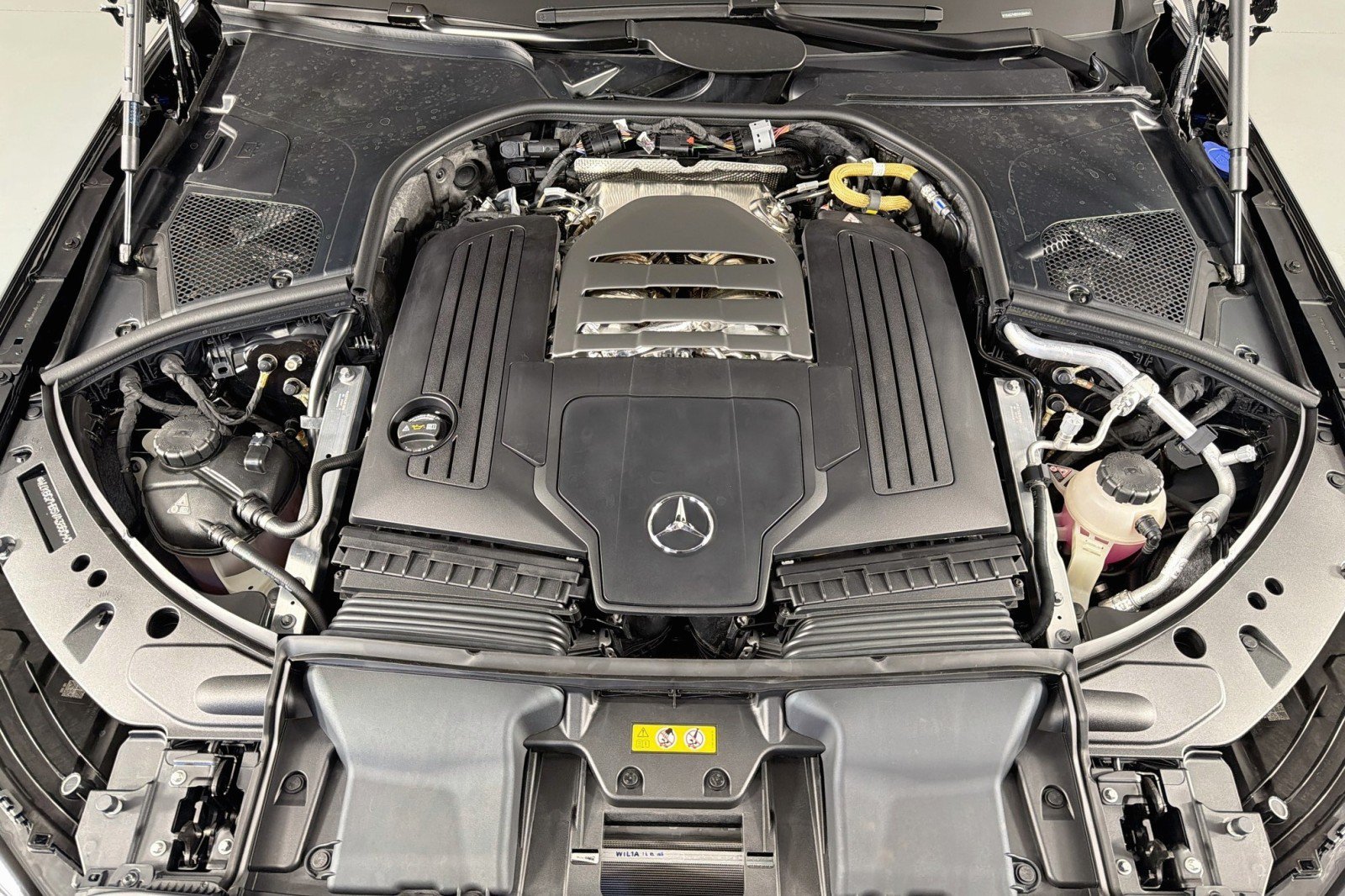 New 2027 Mercedes-Benz S 580 4MATIC Sedan image 10
