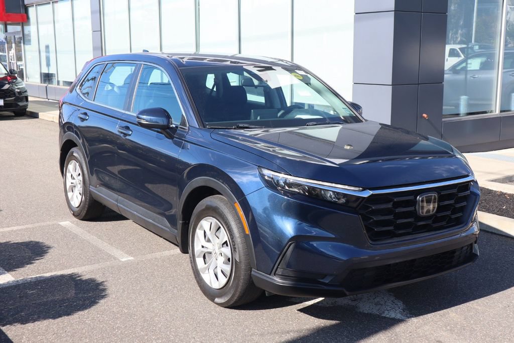Used 2024 Honda CR-V LX image 3