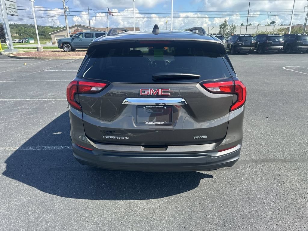 Used 2020 GMC Terrain SLE w/ Driver Convenience Package AWD/4WD image 7