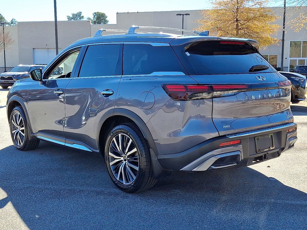 Used 2023 INFINITI QX60 Sensory w/ Vision Package image 4