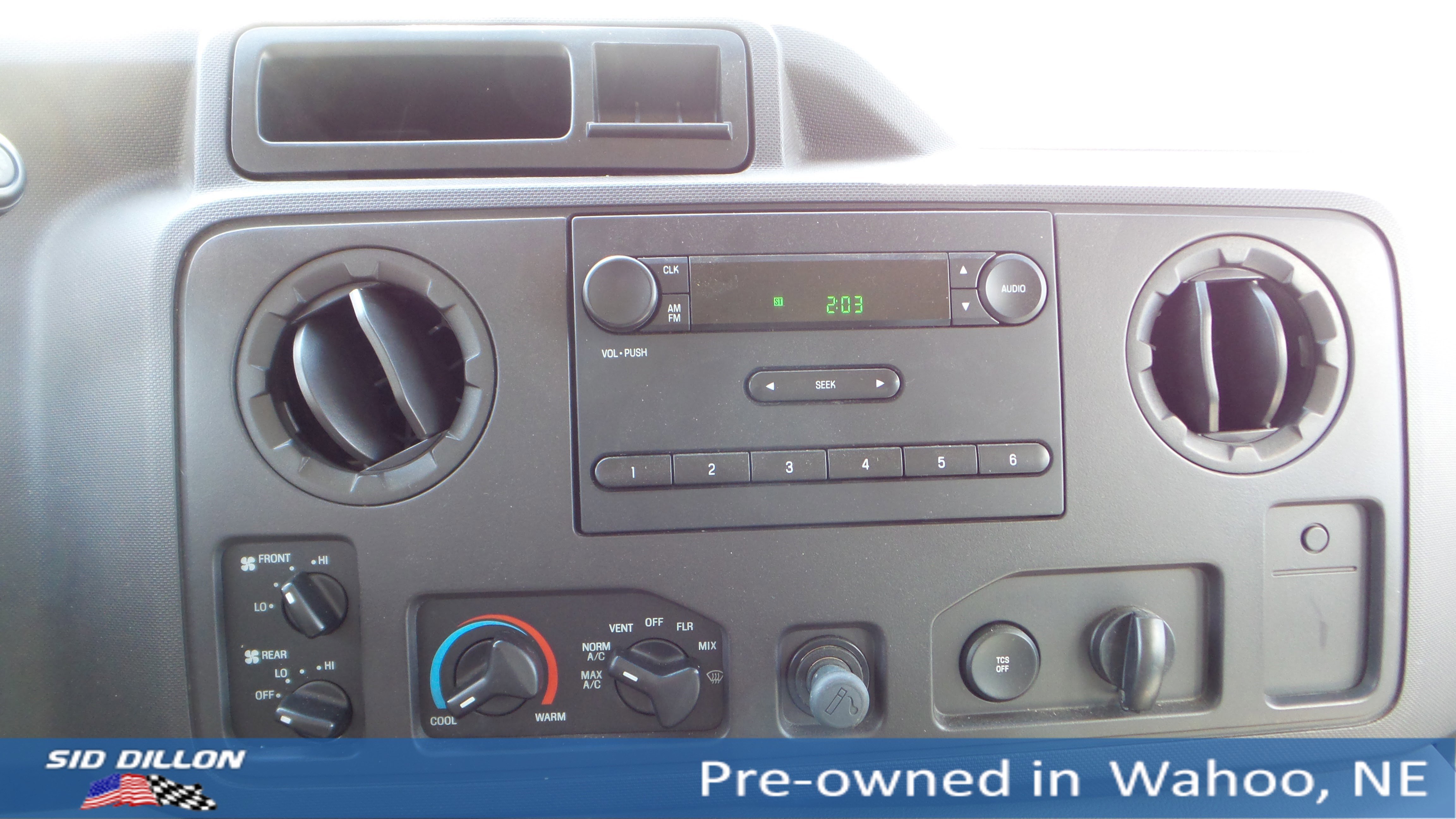 Used 2011 Ford E-350 and Econoline 350 XL image 13