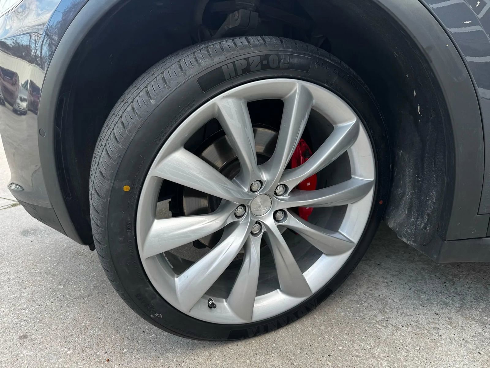 Used 2016 Tesla Model X Performance image 30