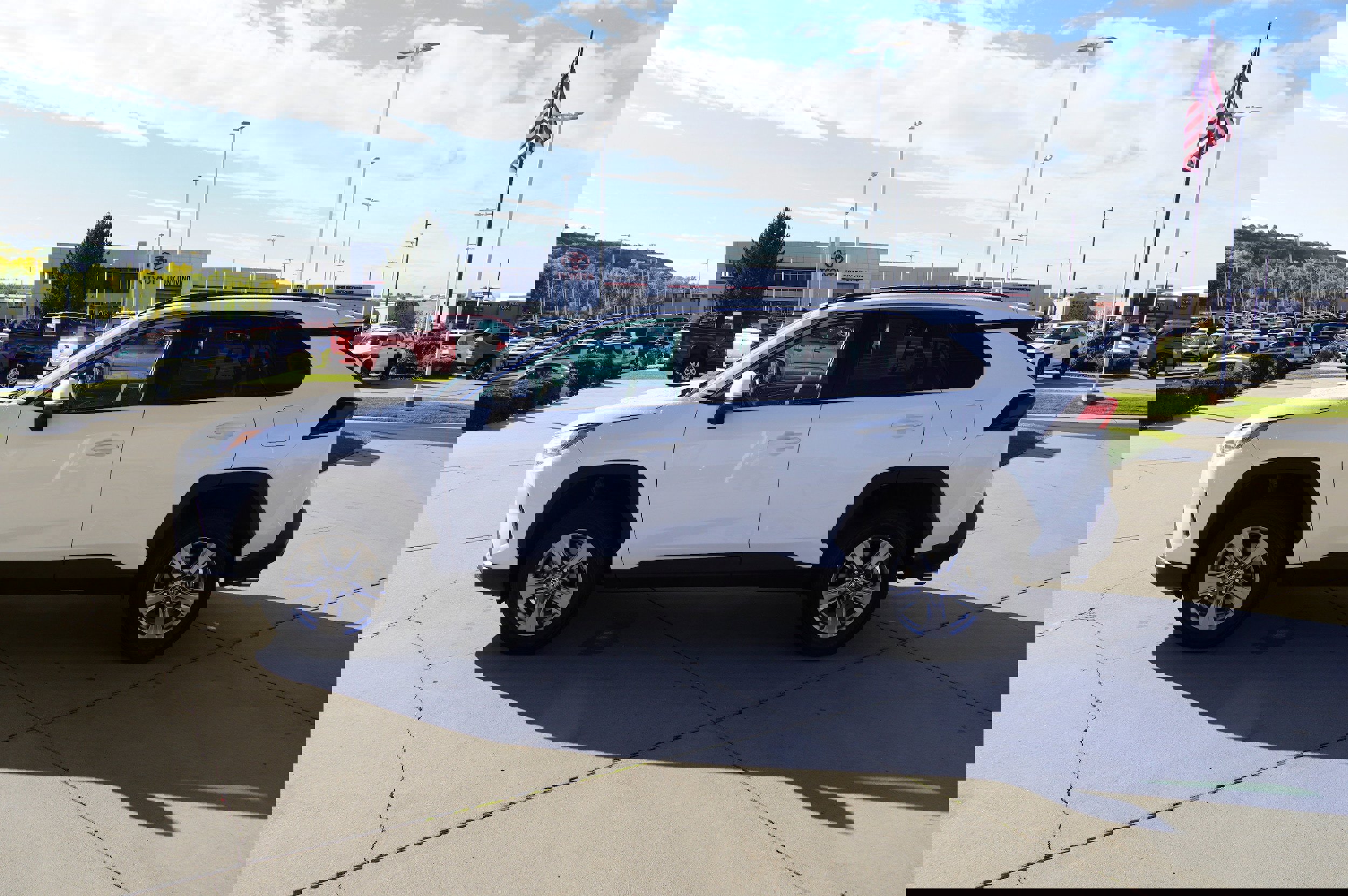 Certified 2025 Toyota RAV4 XLE image 5