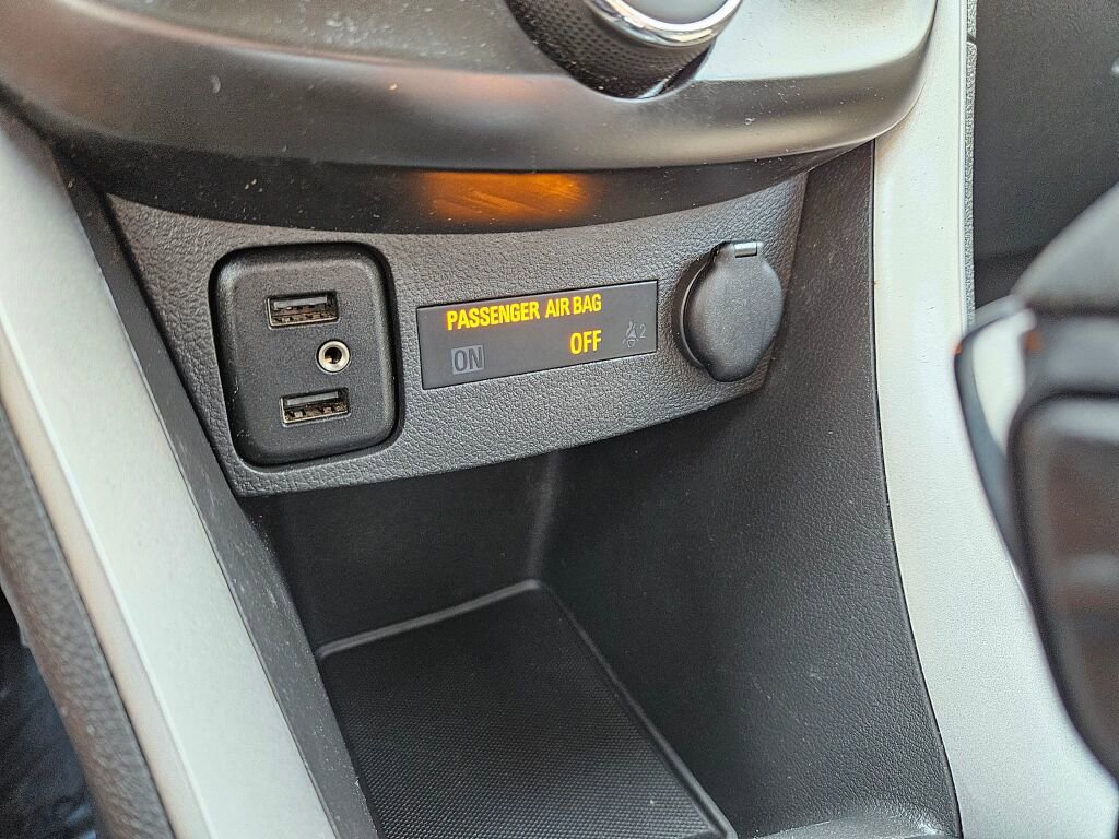 Used 2021 Chevrolet Trax LT image 7