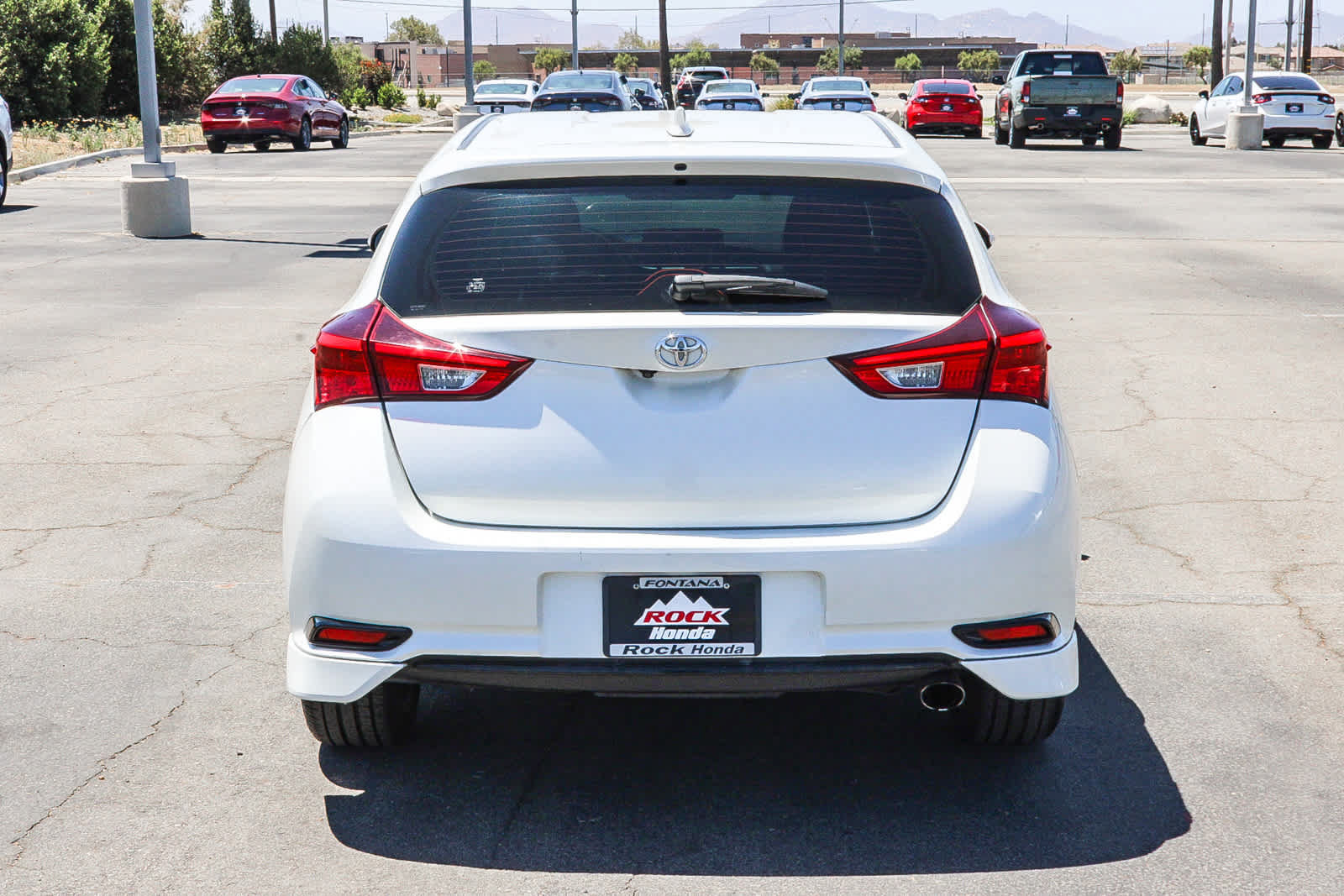 Used 2017 Toyota Corolla iM w/ Carpet Mat Package FWD image 7