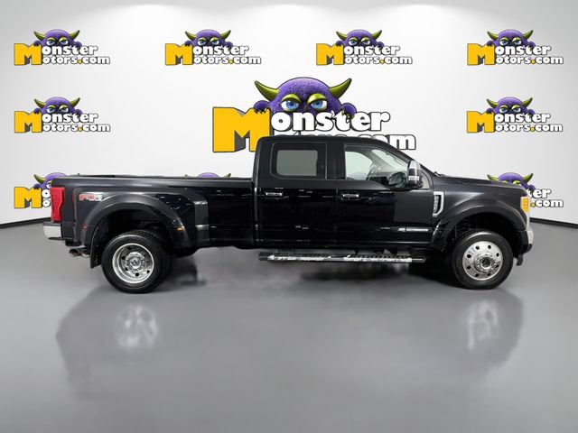 Used 2017 Ford F450 XLT w/ XLT Premium Package AWD/4WD image 4