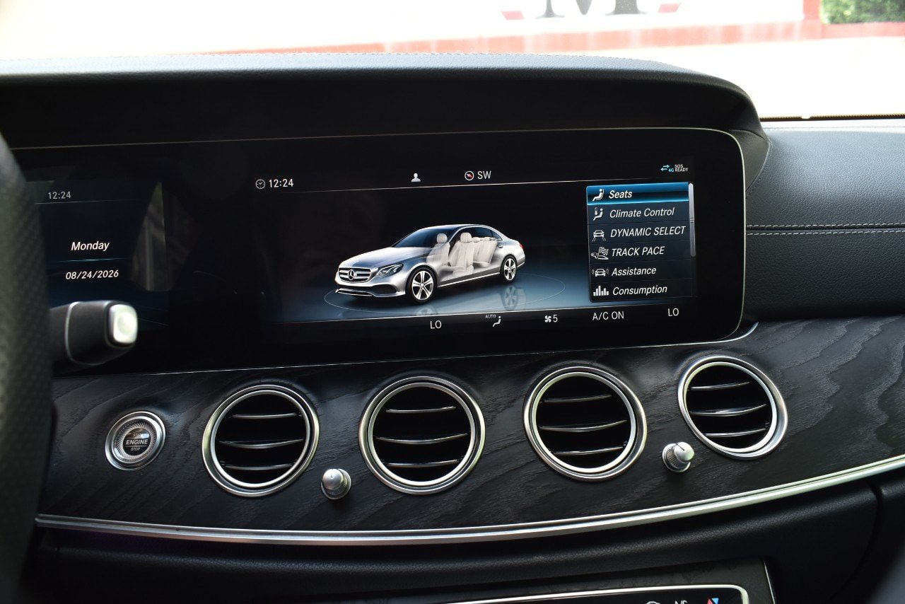 Used 2019 Mercedes-Benz E 53 AMG 4MATIC Sedan image 26