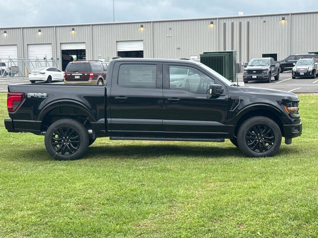 New 2026 Ford F150 XLT w/ Equipment Group 302A MID AWD/4WD image 10