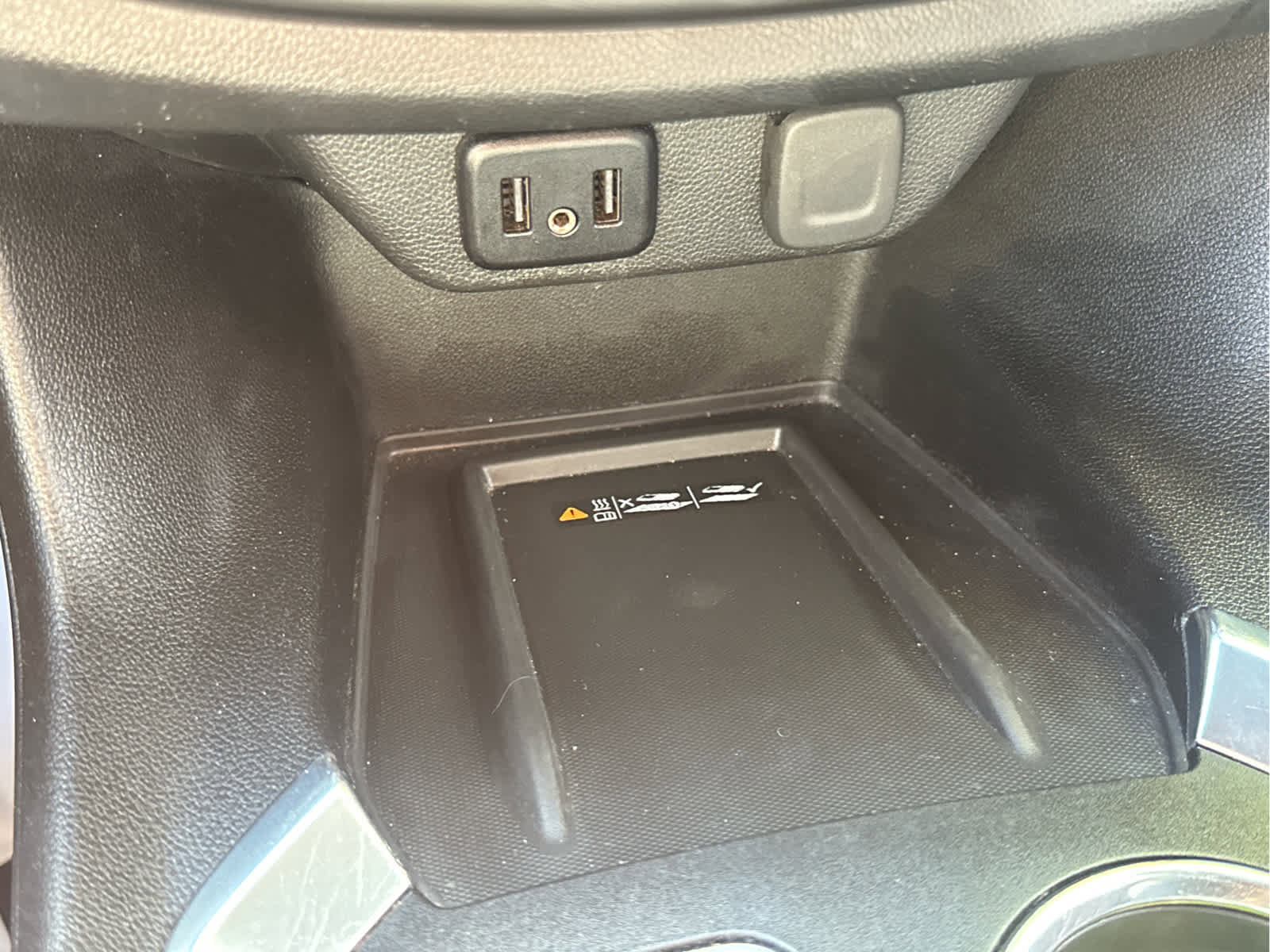 Used 2022 Chevrolet Traverse LT image 37