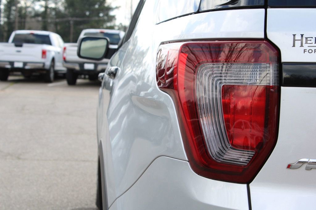 Used 2016 Ford Explorer Sport w/ Equipment Group 401A AWD/4WD image 15