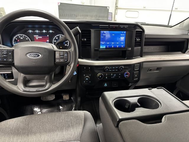 Used 2024 Ford F250 XL w/ XL Chrome Package image 5