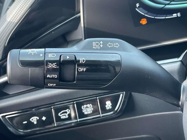 New 2026 Kia Niro SX Touring image 33