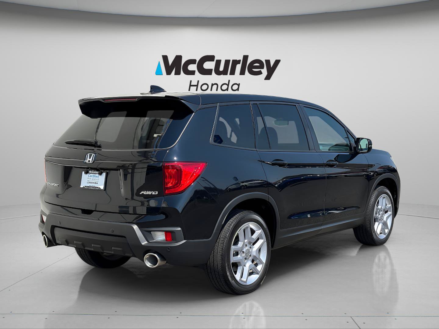 Certified 2024 Honda Passport EX-L image 3
