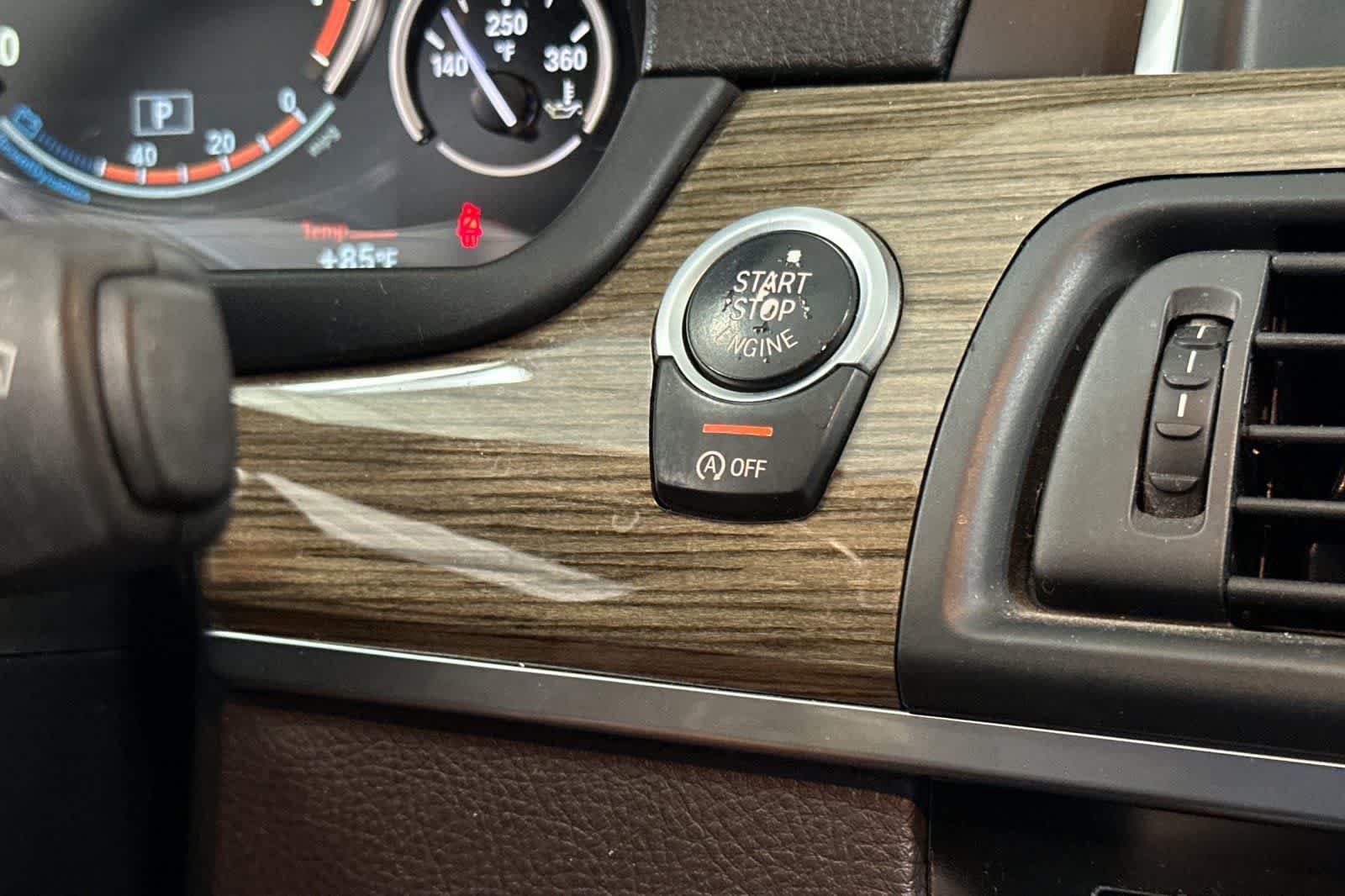 Used 2014 BMW 535i Sedan RWD image 24