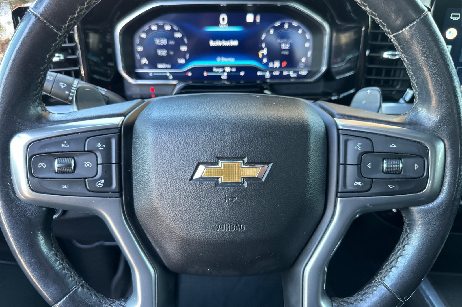 Certified 2022 Chevrolet Silverado 1500 LTZ w/ LTZ Premium Package AWD/4WD image 23