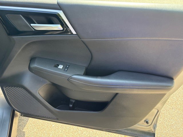 Used 2022 Mitsubishi Outlander SE AWD/4WD image 40