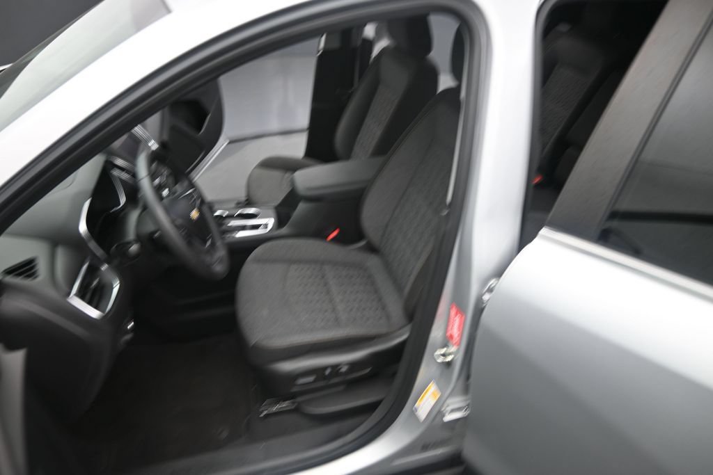 Used 2022 Chevrolet Equinox LT AWD/4WD image 19