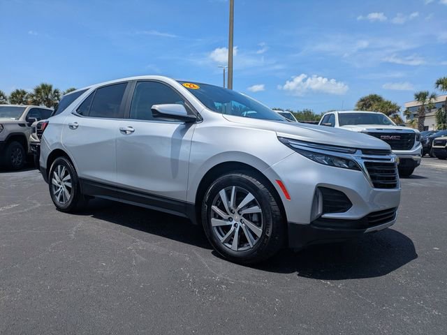 Used 2022 Chevrolet Equinox LT FWD image 2