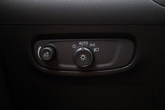 Used 2025 Buick Encore GX Preferred FWD image 18