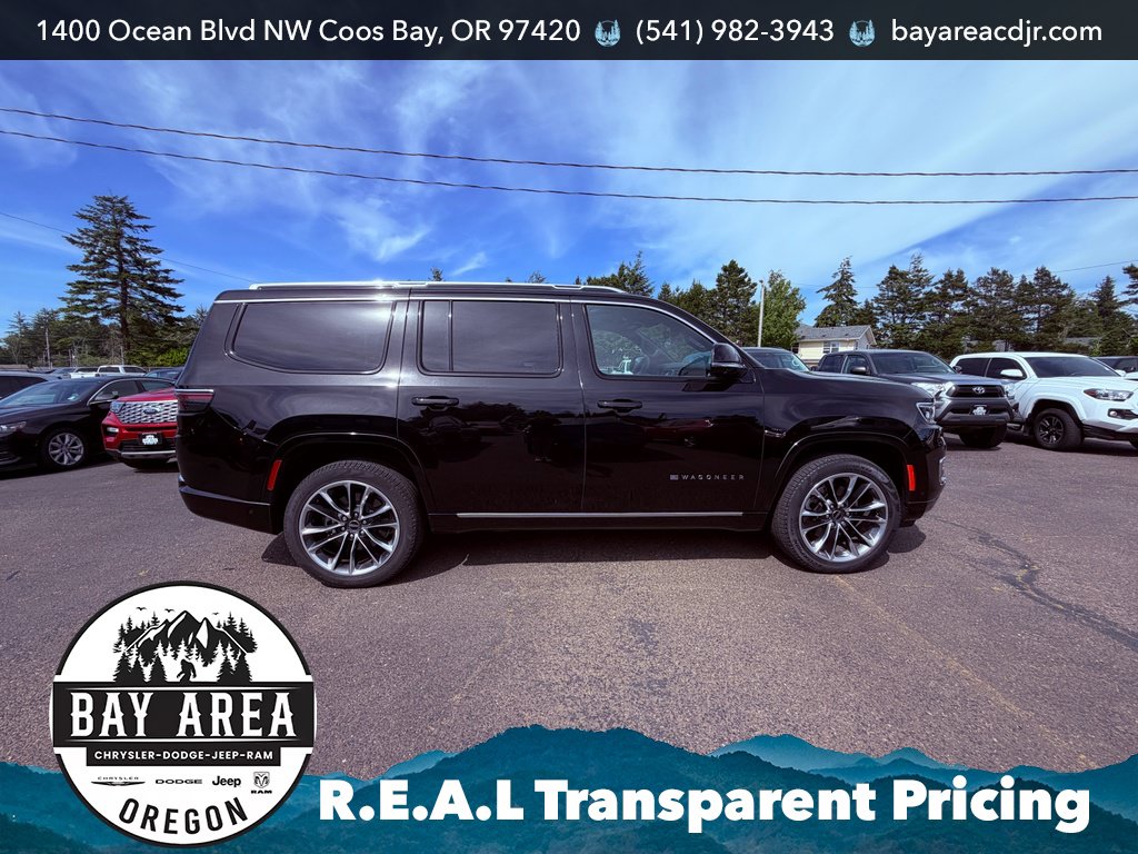 Used 2025 Jeep Wagoneer Series III w/ Premium Group I AWD/4WD image 4