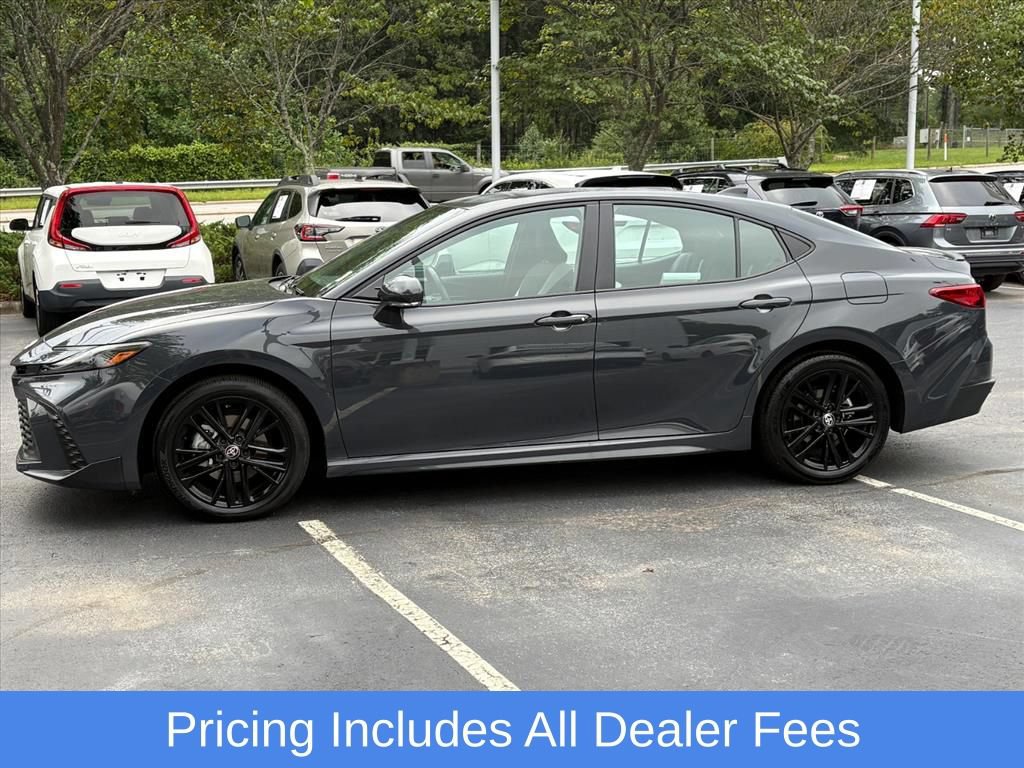 Used 2025 Toyota Camry SE w/ Convenience Package AWD/4WD image 5