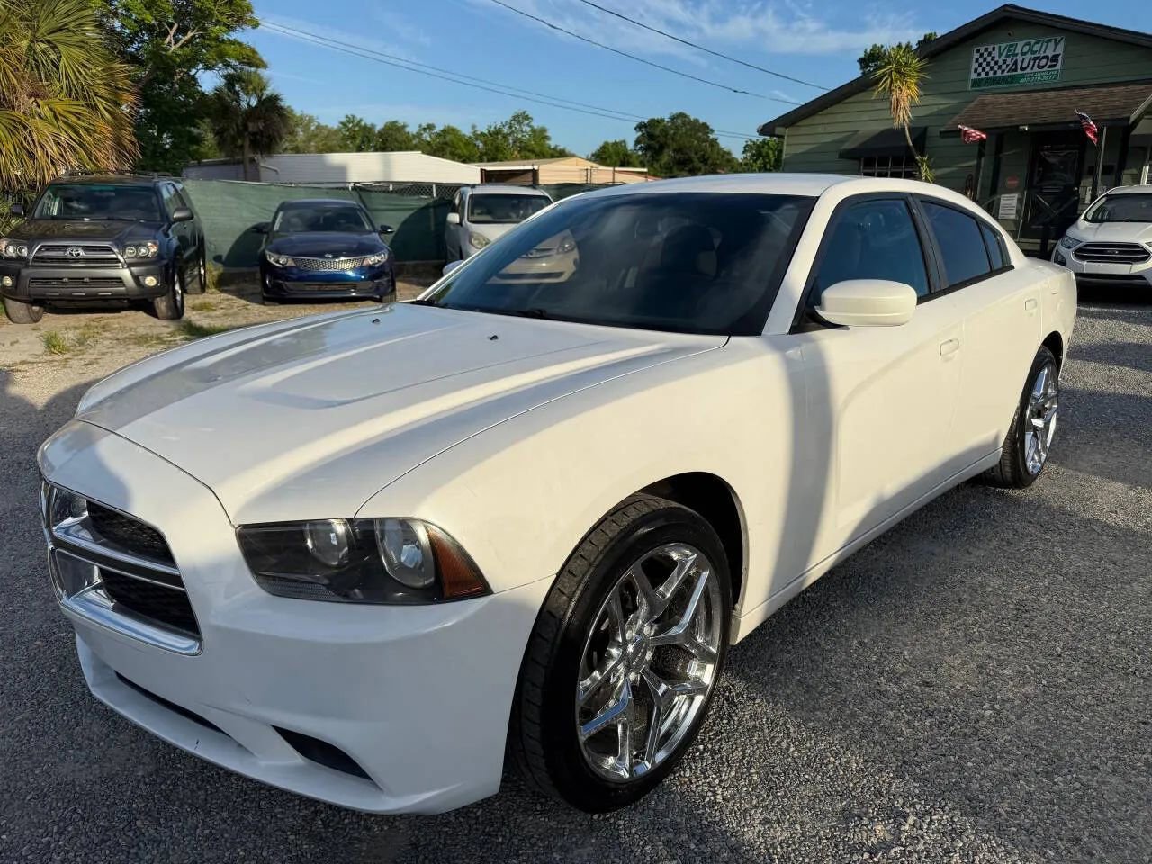 Used 2014 Dodge Charger SE