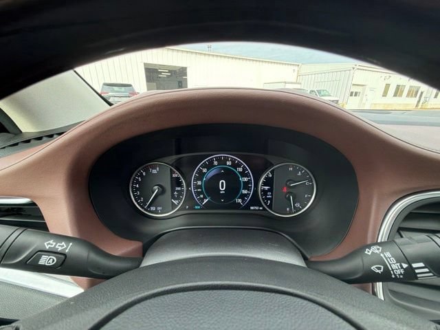Used 2019 Buick Enclave Avenir w/ Avenir Technology Package AWD/4WD image 16