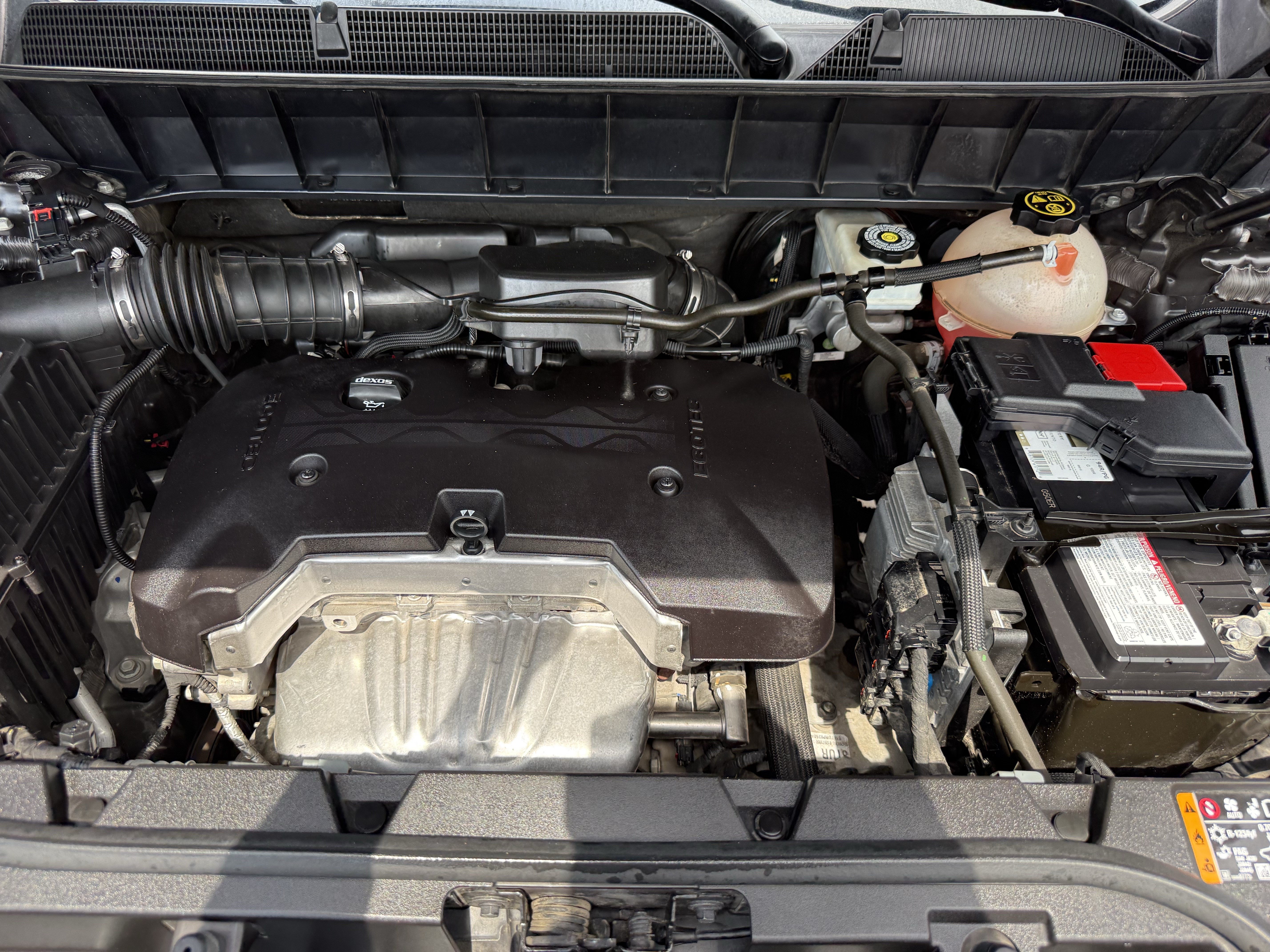 Used 2019 GMC Acadia SLT w/ LPO, Floor Liner Package FWD image 33