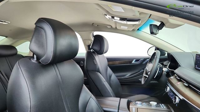 Used 2024 Genesis G80 image 22