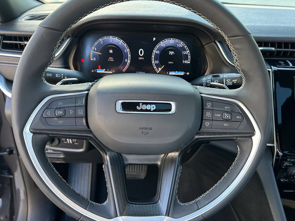 Certified 2025 Jeep Grand Cherokee L Altitude RWD image 23