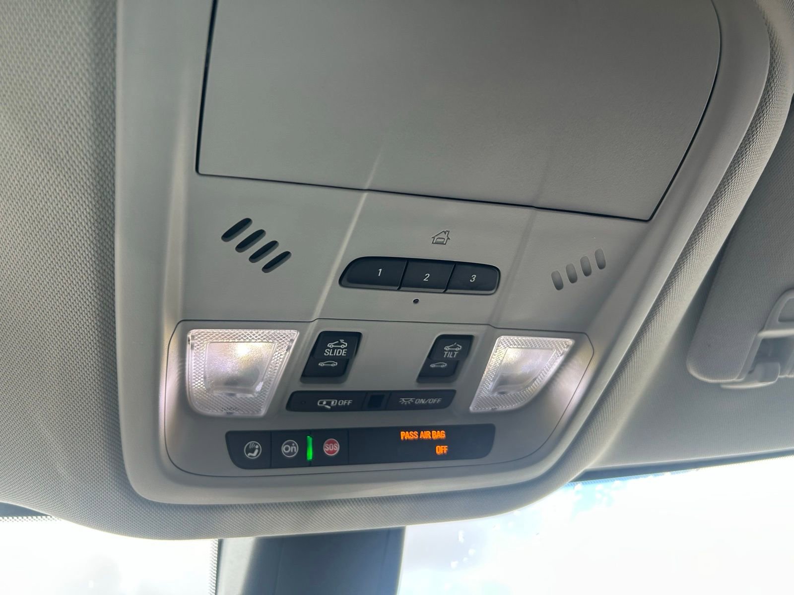 Used 2019 Buick Enclave Avenir w/ Avenir Technology Package image 24