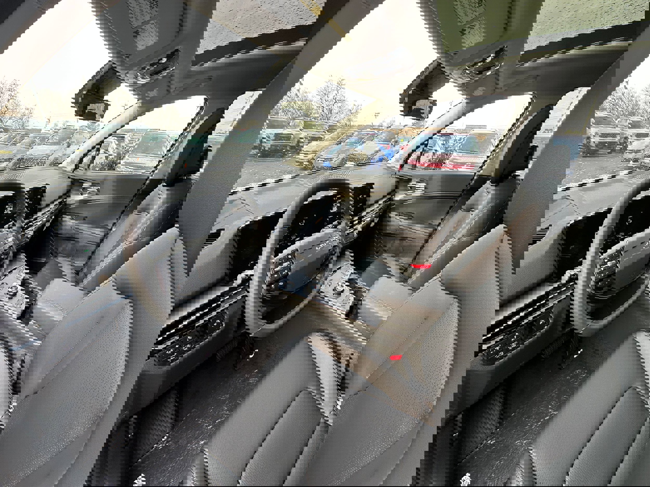 New 2026 Kia Sportage EX image 32