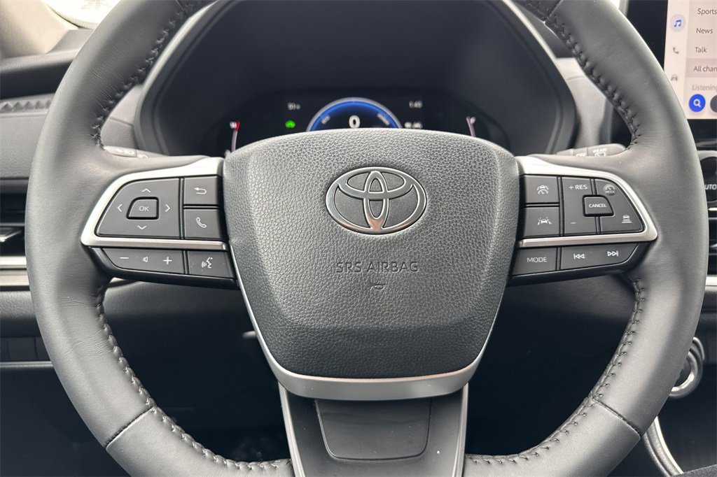 Used 2024 Toyota Grand Highlander AWD Hybrid image 22