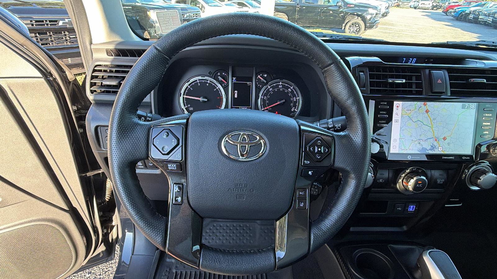 Used 2024 Toyota 4Runner TRD Off-Road Premium AWD/4WD image 26