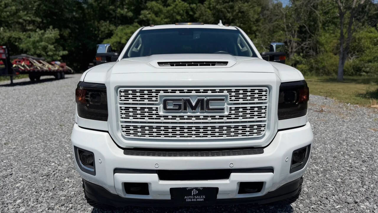 Used 2017 GMC Sierra 3500 Denali w/ Duramax Plus Package AWD/4WD image 2