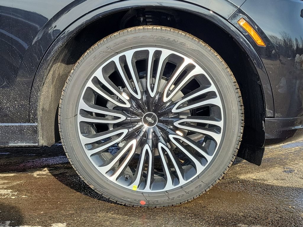 New 2026 Lincoln Aviator Black Label w/ Dynamic Handling Package image 9