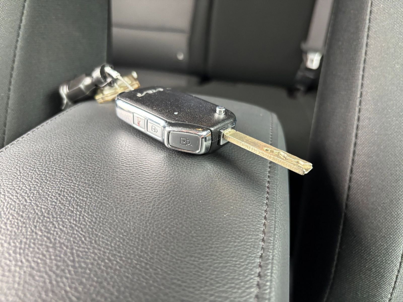 Used 2025 Kia Soul LX w/ LX Technology Package image 21