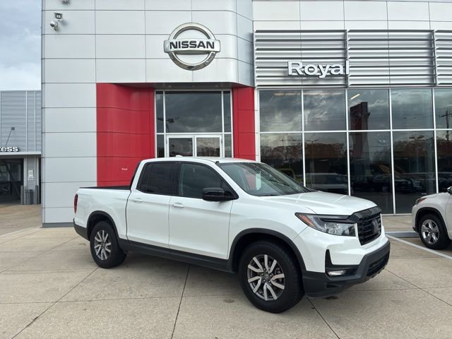 Used 2021 Honda Ridgeline Sport image 1