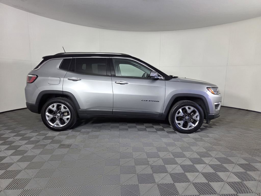 Used 2019 Jeep Compass Limited w/ Advanced Safety Group image 5