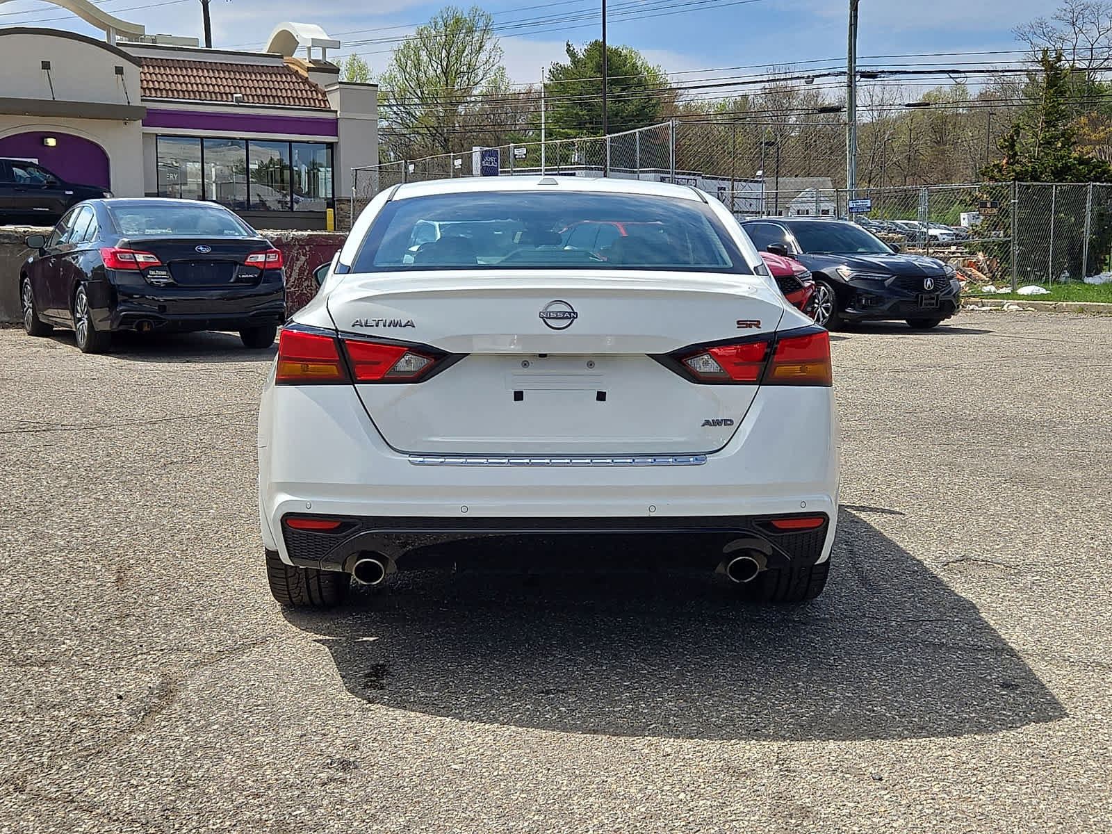 Used 2023 Nissan Altima 2.5 SR w/ SR Premium Package AWD/4WD image 6