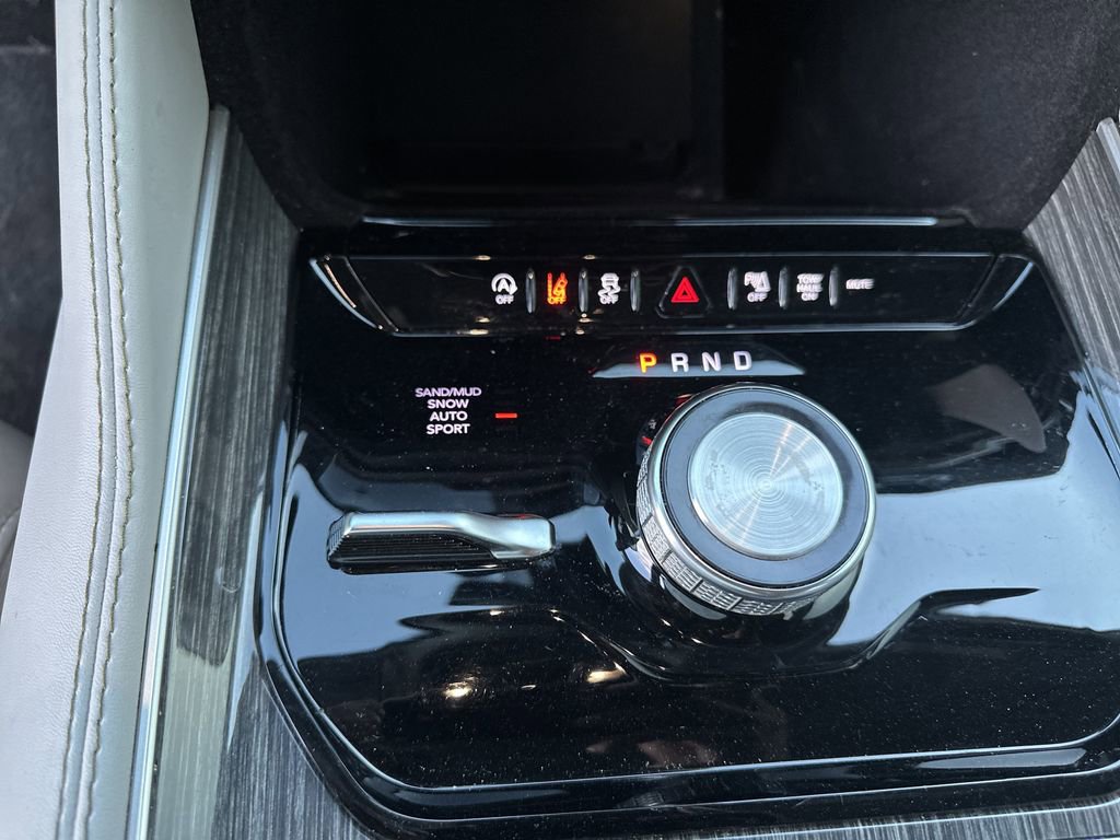 Used 2022 Jeep Wagoneer Series II image 31