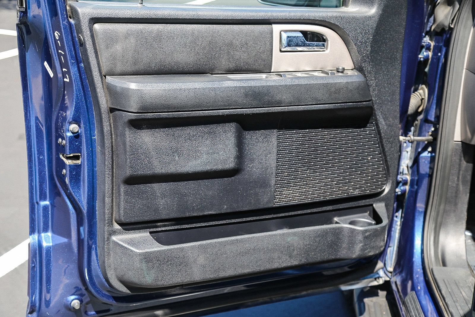 Used 2017 Ford Expedition XLT AWD/4WD image 18