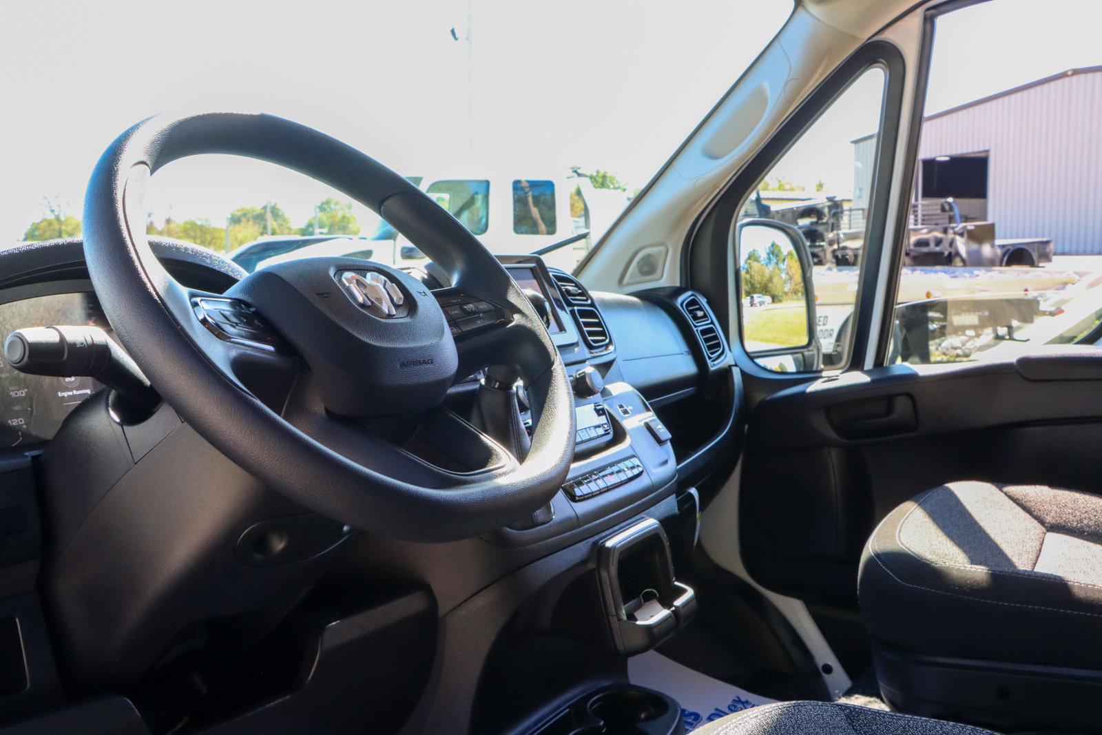 Used 2024 RAM ProMaster 3500 w/ Convenience Group image 22