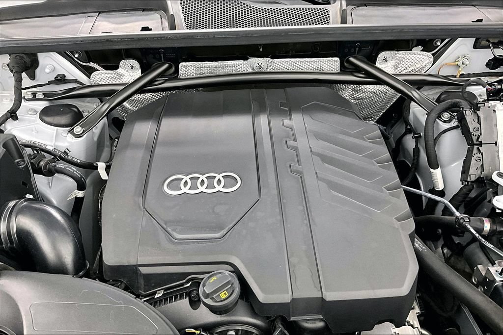 Used 2025 Audi Q5 2.0T Premium AWD/4WD image 11