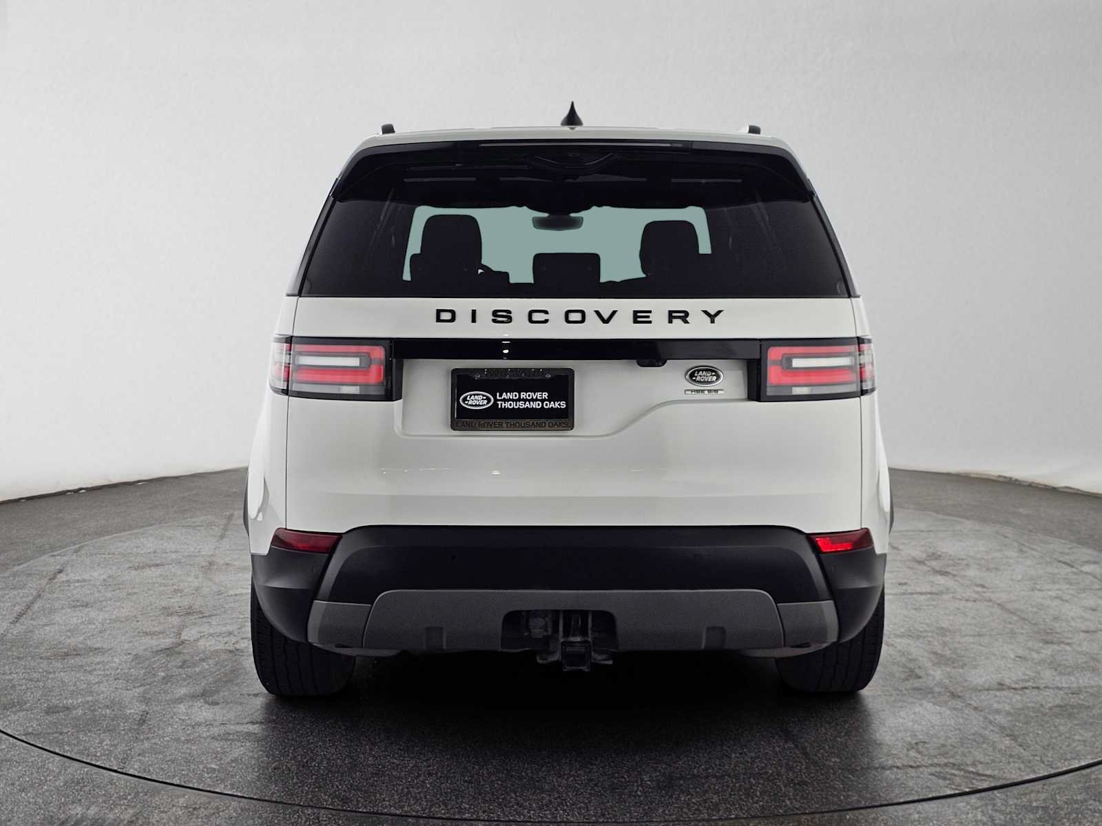 Used 2017 Land Rover Discovery HSE AWD/4WD image 4